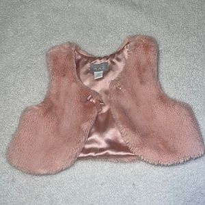 PINK FUR VEST 💕